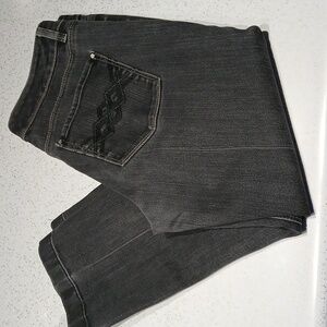WHITE HOUSE BLACK MARKET Capri Jeans- SZ 8